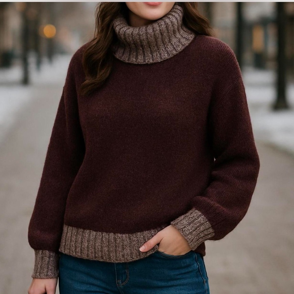 Nine West Burgundy Colorblock Turtleneck Knit Sweater Size Small